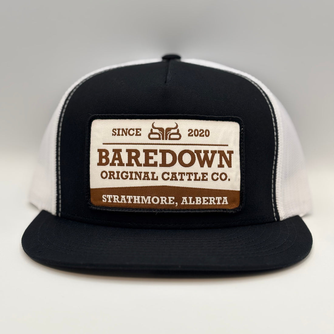 Stockyard- Black & White Flat