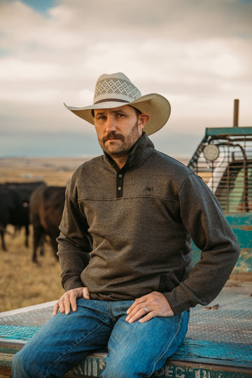 Summit- Charcoal Men’s 1/4 Snap