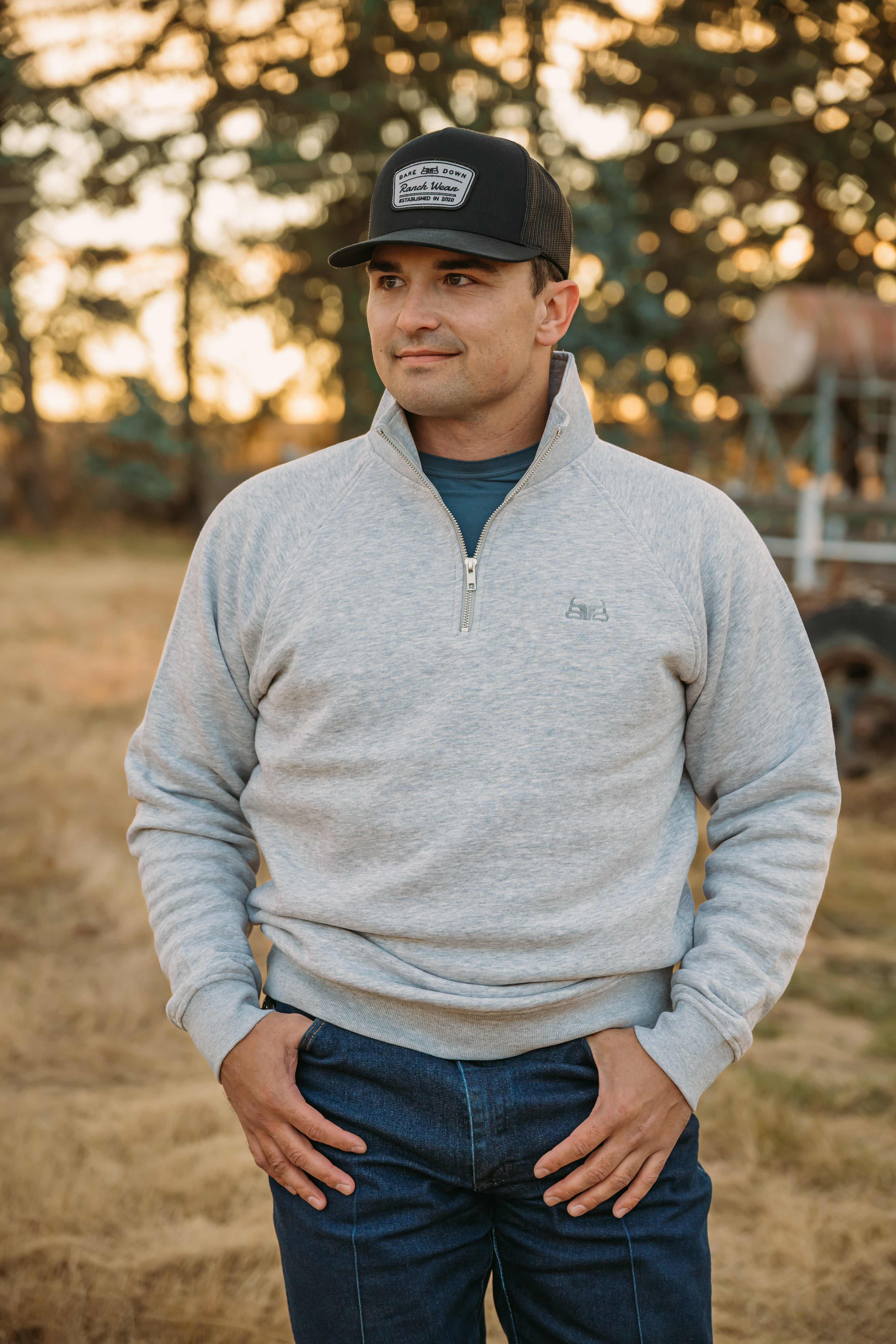 Heather Grey Men's Small Logo 1/4 Zip Pullover